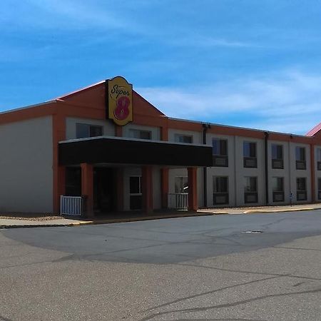 Super 8 By Wyndham Monticello Hotel Екстериор снимка